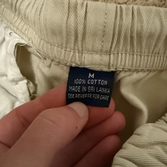 GANT Men’s Tan Cargo Shorts - Picture 8 of 9